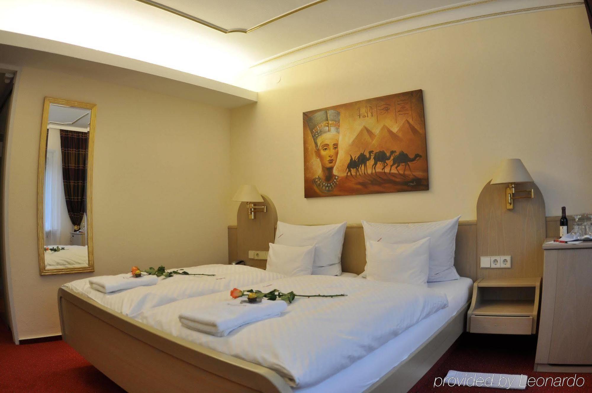 באד בלינגן Hotel Ambiente מראה חיצוני תמונה