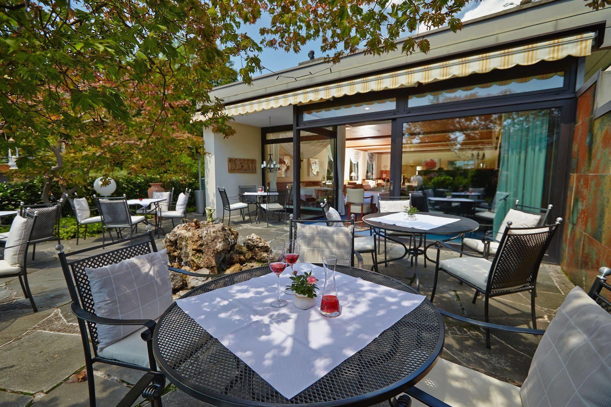 באד בלינגן Hotel Ambiente מראה חיצוני תמונה
